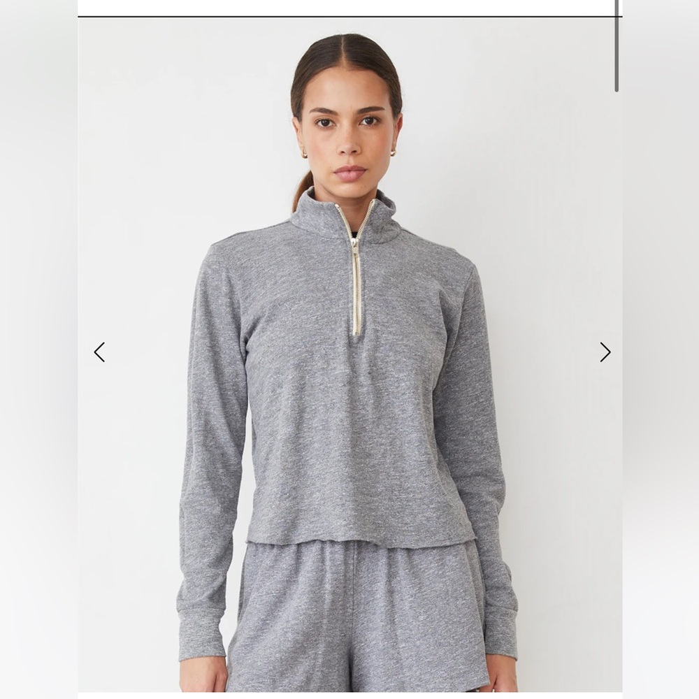 Monrow half zip Top